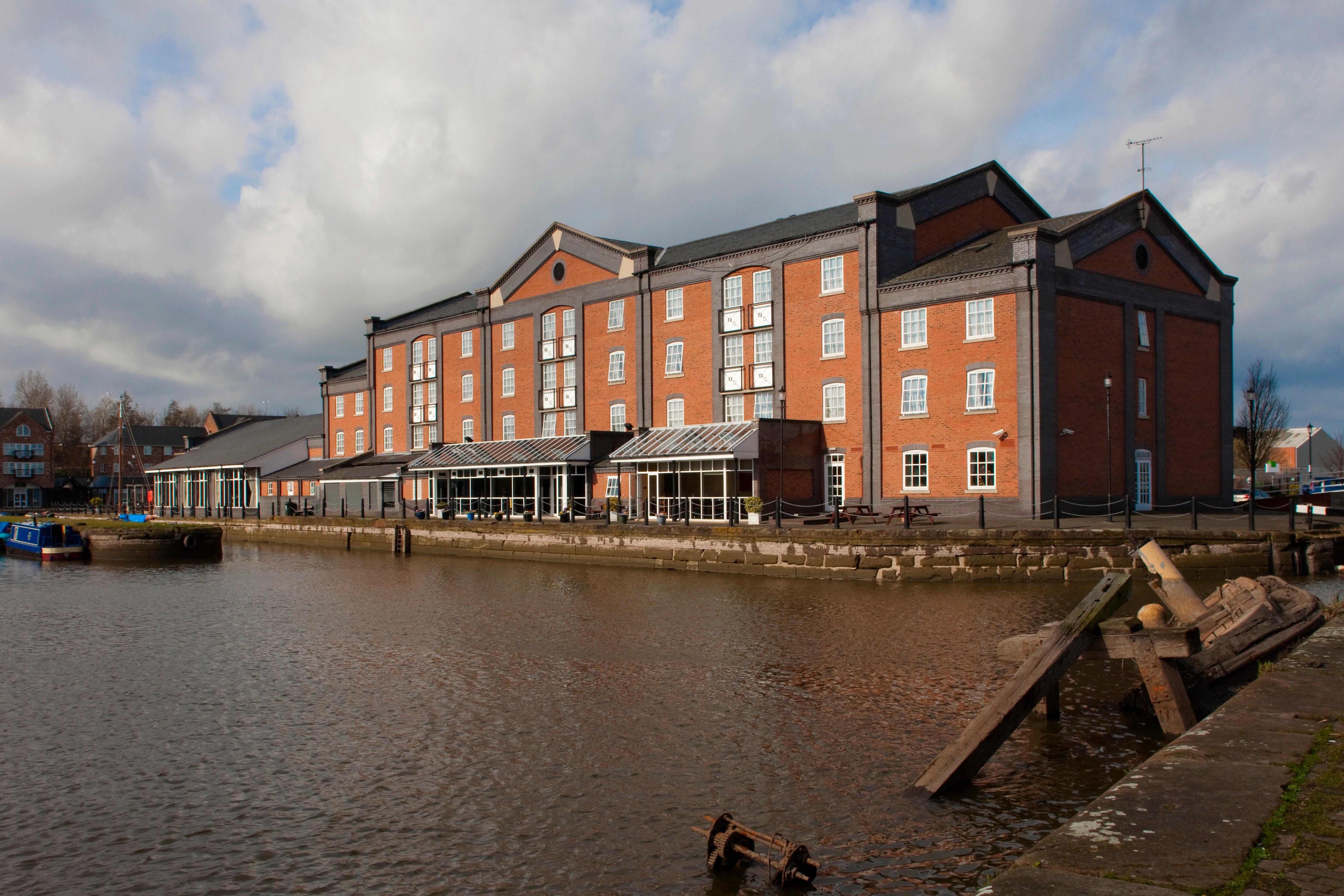 Holiday Inn Ellesmere Port/Cheshire Oaks By Ihg Exteriér fotografie