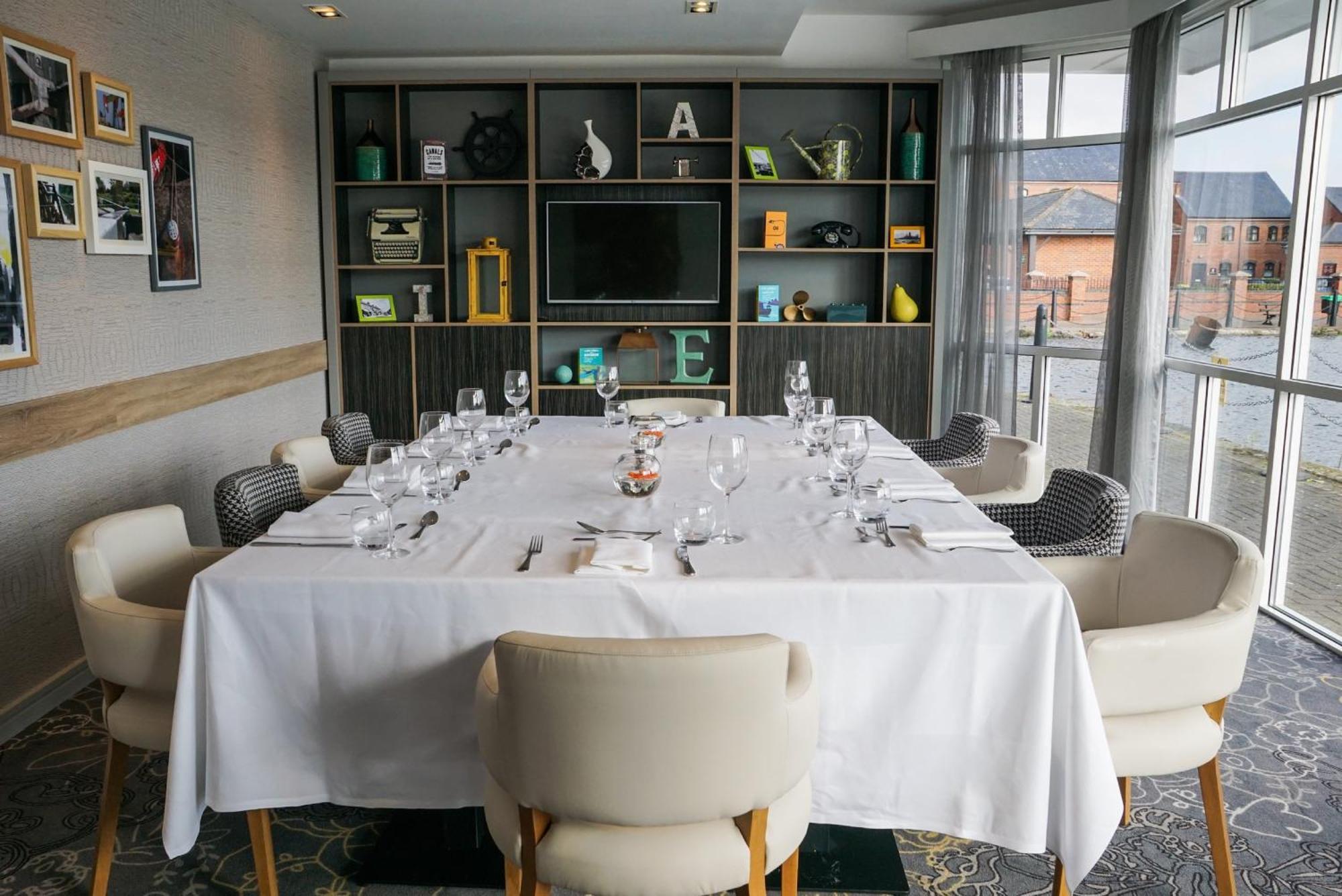 Holiday Inn Ellesmere Port/Cheshire Oaks By Ihg Exteriér fotografie
